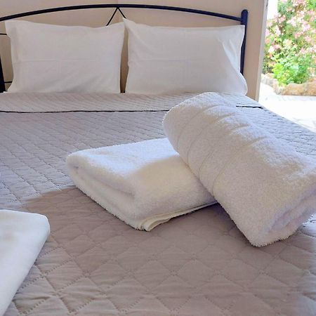 Estia Holiday Apartment & Studio 바티 외부 사진