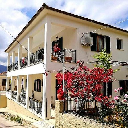 Estia Holiday Apartment & Studio 바티 외부 사진