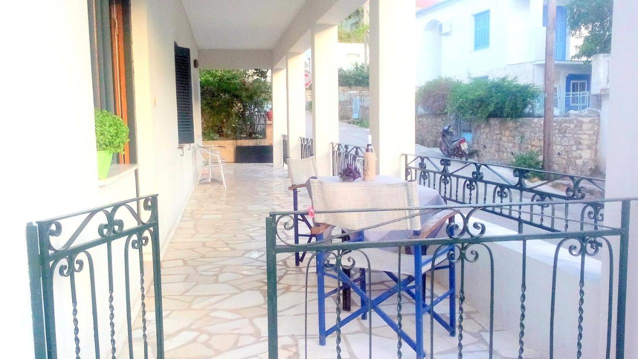 Estia Holiday Apartment & Studio 바티 외부 사진