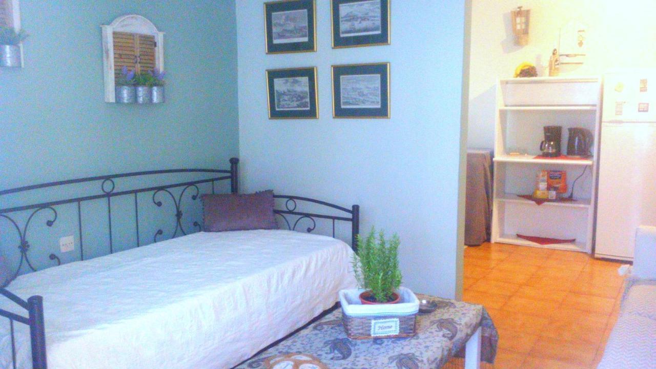 Estia Holiday Apartment & Studio 바티 외부 사진