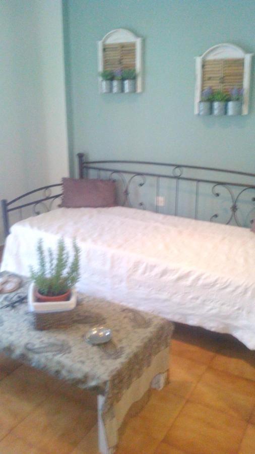 Estia Holiday Apartment & Studio 바티 외부 사진