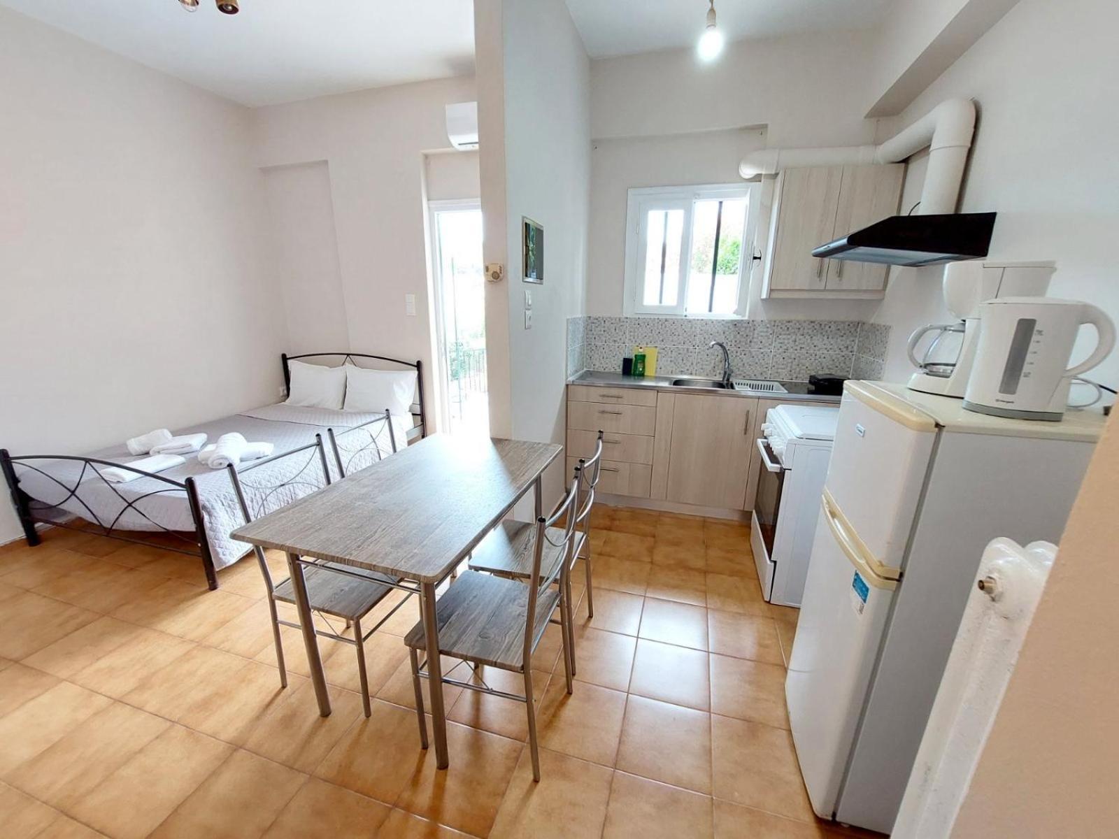 Estia Holiday Apartment & Studio 바티 외부 사진