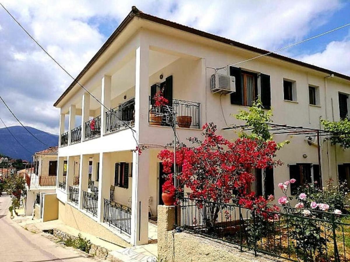 Estia Holiday Apartment & Studio 바티 외부 사진